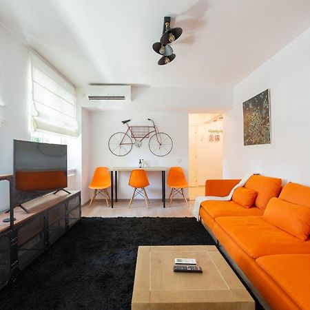 City Center-Cozy One Bedroom Apartment ブカレスト エクステリア 写真